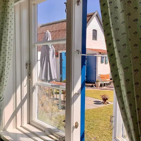 3614-nexo-skrynegade-3 * Neksø